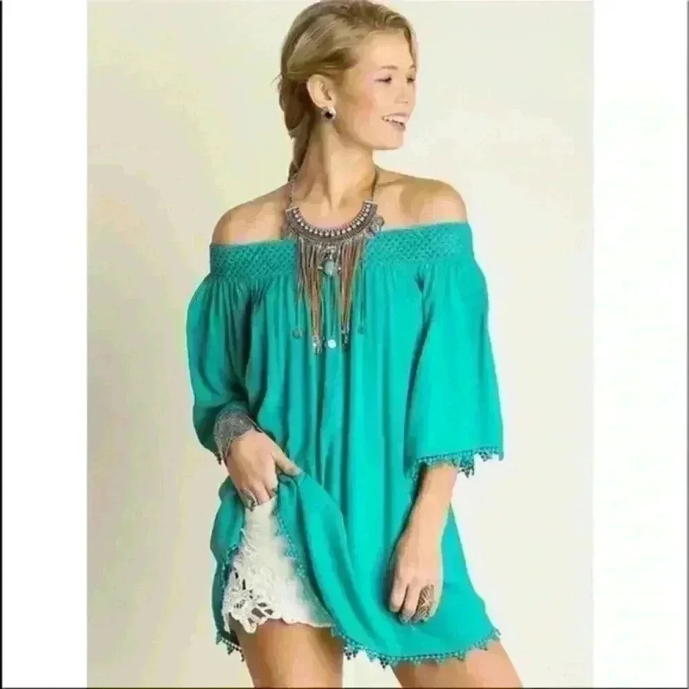 Off the Shoulders Crochet Top